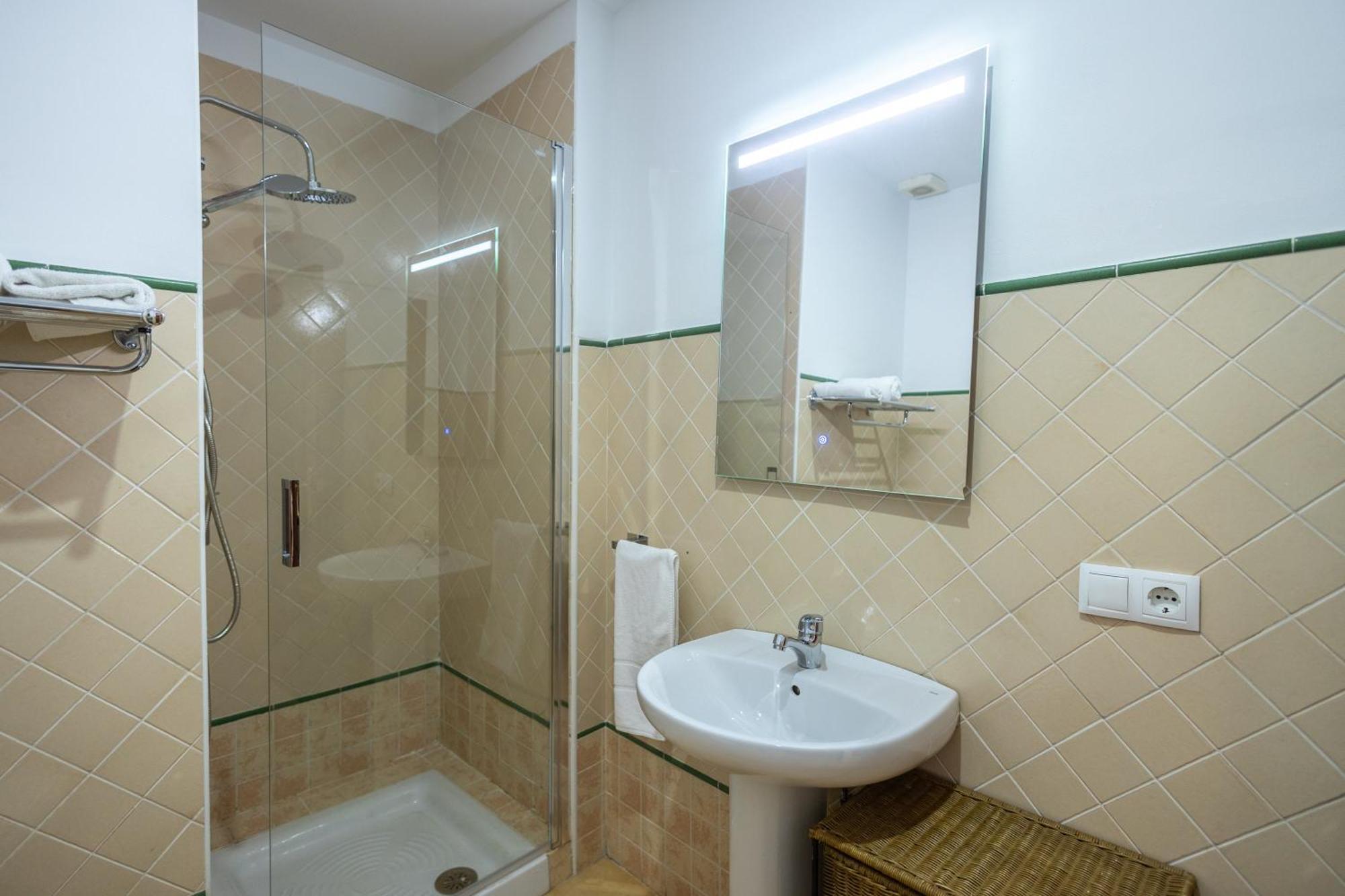 Grande Apartamento Familiar إشبيلية المظهر الخارجي الصورة